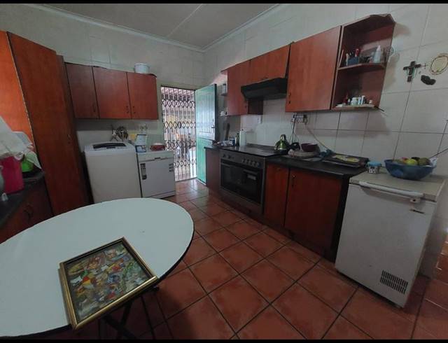 3 BEDROOM HOUSE FOR SALE IN CLAREMONT